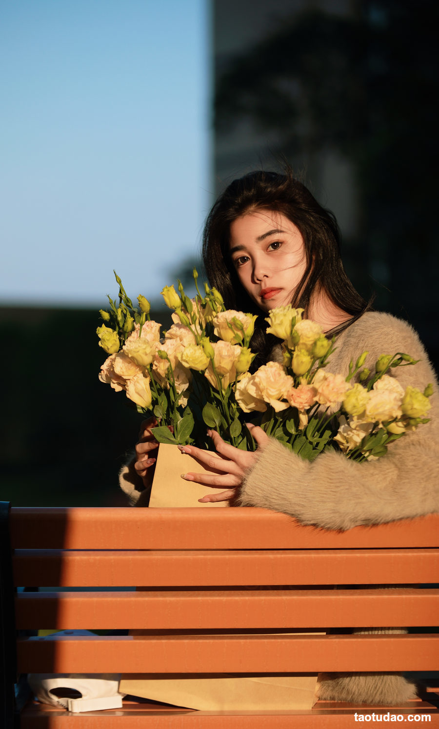 图片[4]-[YITUYU艺图语]2023.03.30 光影与晚霞下的少女 思分[20+1P／435MB]-艺库