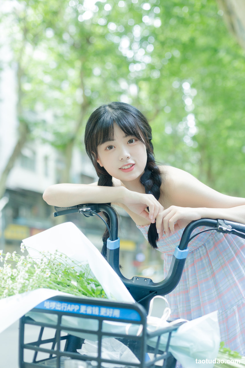 图片[4]-[YITUYU艺图语]2022.08.12 夏天是洋甘菊的气味 可爱泡泡呀[32+1P／265MB]-艺库