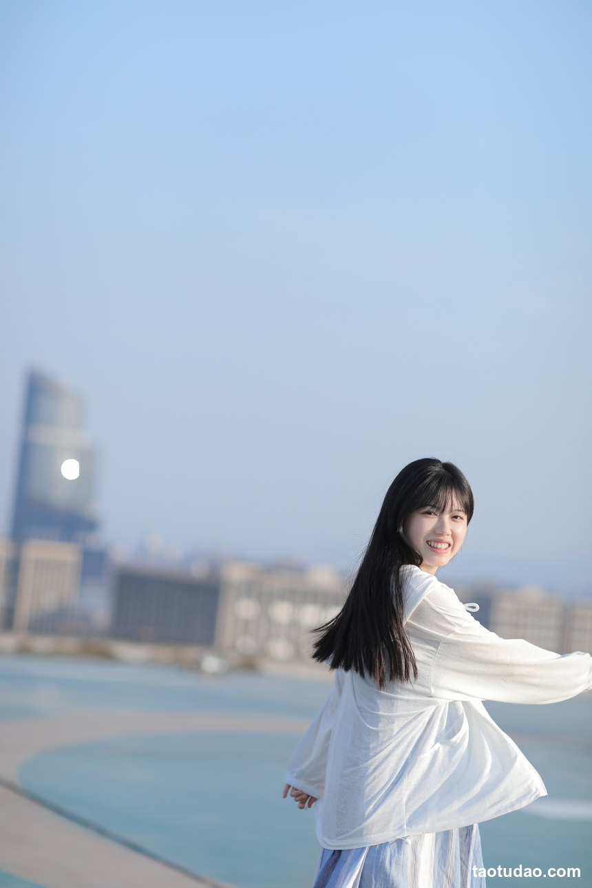 图片[4]-[YITUYU艺图语]2023.01.04 与天空合影 秋阳邑禾[20+1P／197MB]-艺库