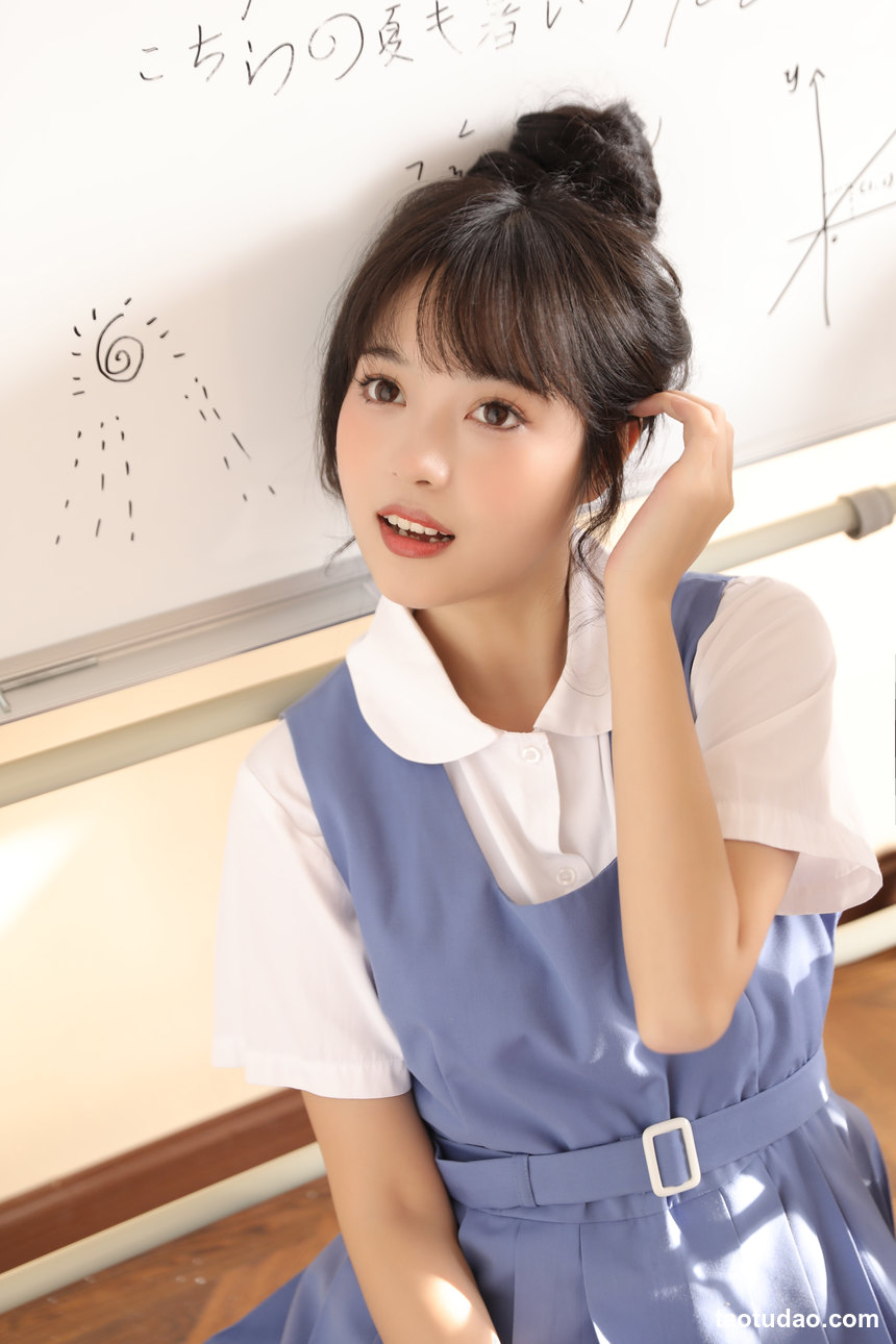 图片[2]-[YITUYU艺图语]2022.10.05 青春笑忘书 小薇人儿[37+1P／377MB]-艺库