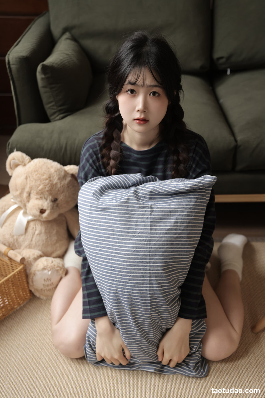 图片[2]-[YITUYU艺图语]2023.01.04 半秋 小鹅酱酱酱[31+1P／397MB]-艺库