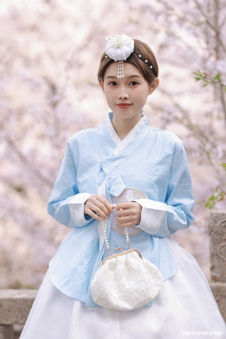 图片[2]-[YITUYU艺图语]2023.04.23 探一场樱花 酸奶加心好好次 [31+1P／425MB]-艺库