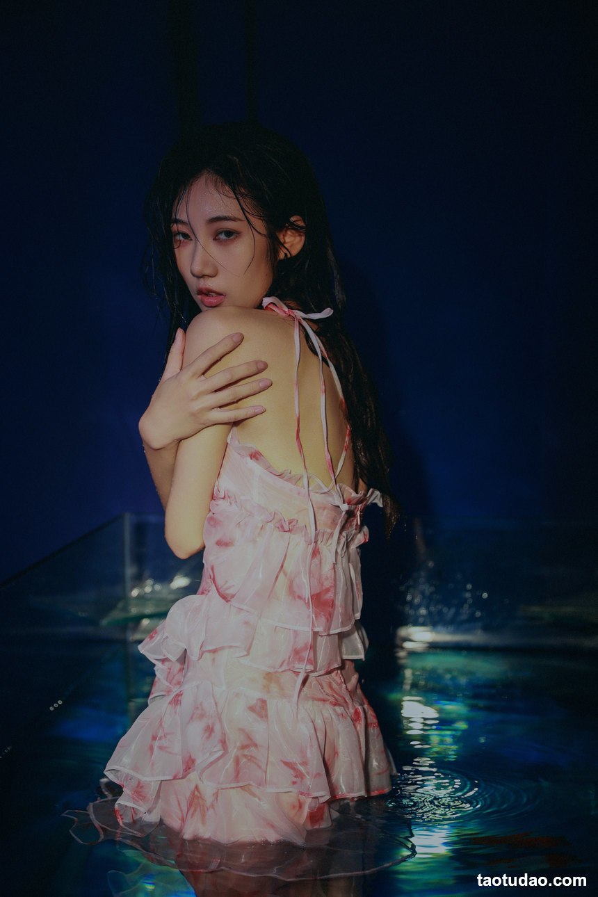 图片[4]-[YITUYU艺图语]2022.08.27 有人喜欢蓝 阿万[44+1P／644MB]-艺库