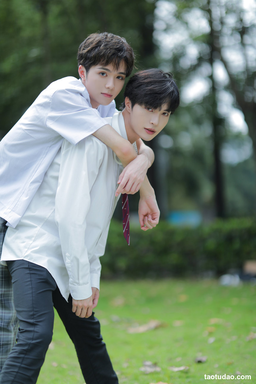 图片[2]-[YITUYU艺图语]2022.12.22 call me be your name _也比大熊_[21+1P／277MB]-艺库