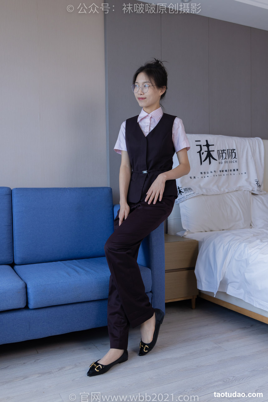图片[4]-[BoBoSocks袜啵啵]NO.271 芝士-平底鞋、短肉丝、银行制服[147P+1V／6.04GB]-艺库