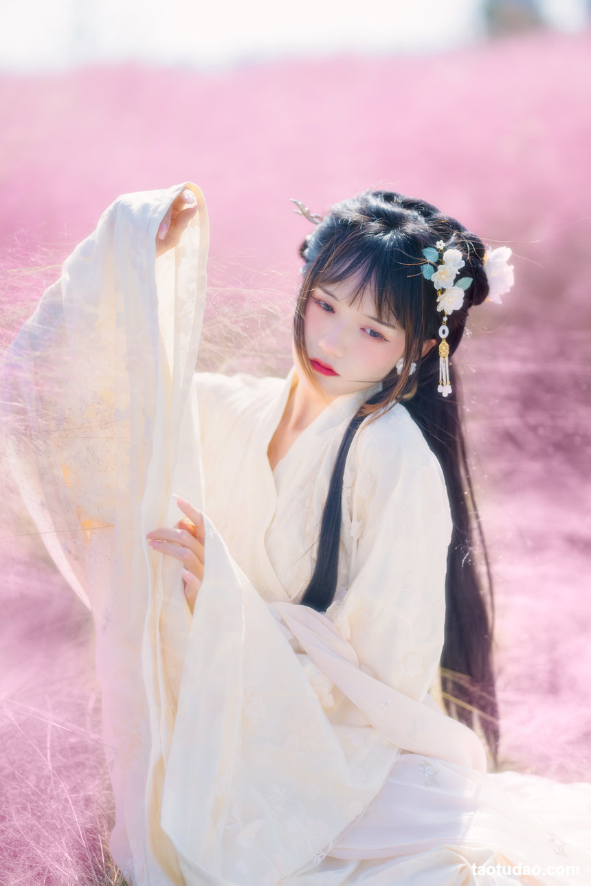 图片[2]-[YITUYU艺图语]2022.06.27 地肤花开 兔子Zzz不吃胡萝卜[34+1P／322MB]-艺库