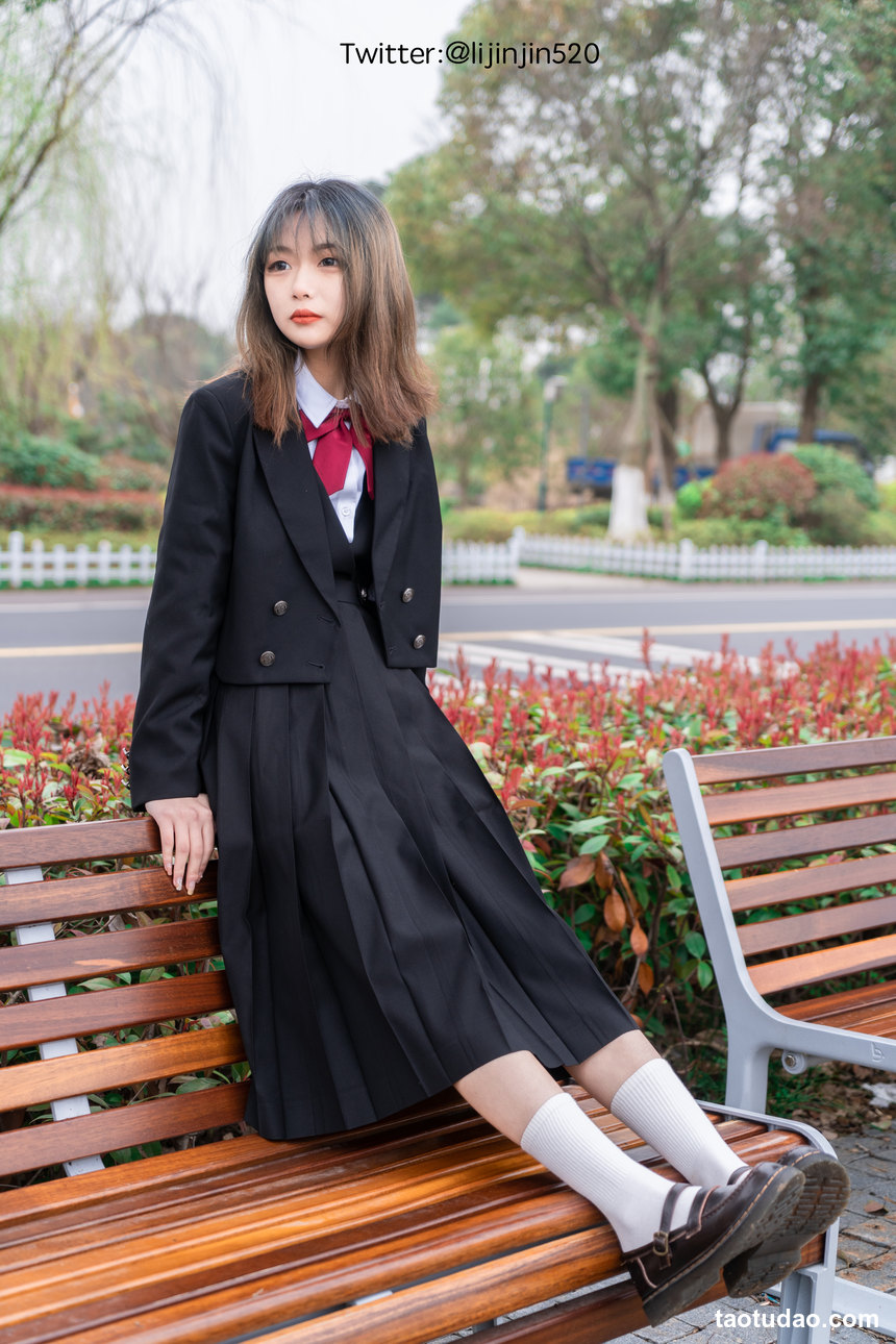 图片[3]-梨瑾瑾 – NO.16 户外黑长服 [20P-263MB]-艺库