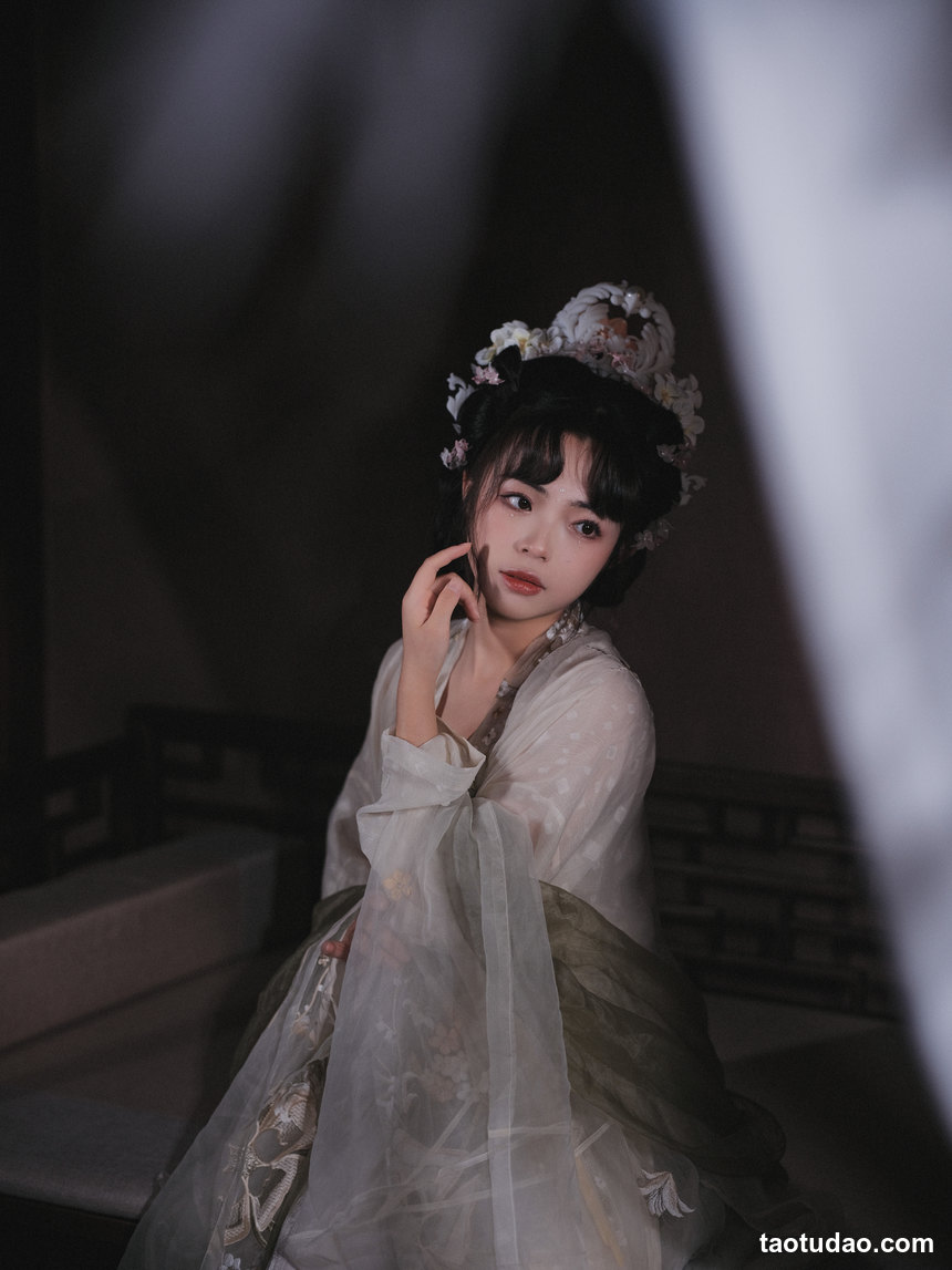 图片[4]-[YITUYU艺图语]2022.11.05 花神 芋圆圆鹅[47+1P／716MB]-艺库