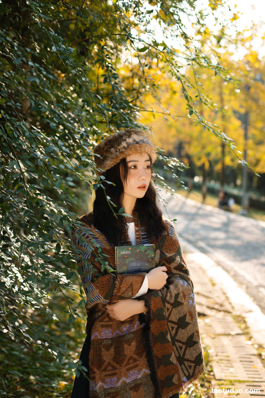 图片[4]-[YITUYU艺图语]2022.12.02 捡起日落前的温柔 夏夏夏桐[22+1P／387MB]-艺库