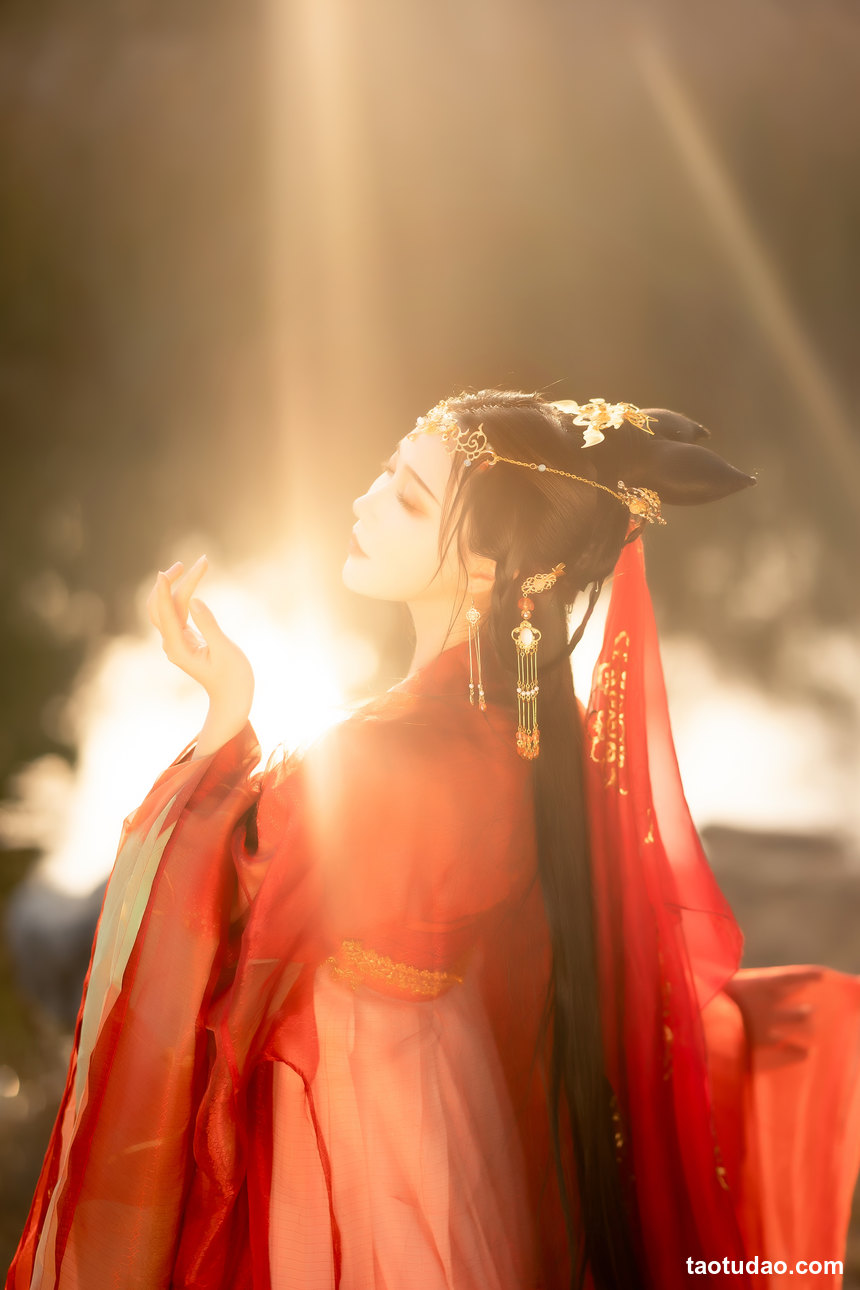 图片[4]-[YITUYU艺图语]2022.11.03 枫霜尽 -绮罗生的小苏苏-[28+1P／240MB]-艺库