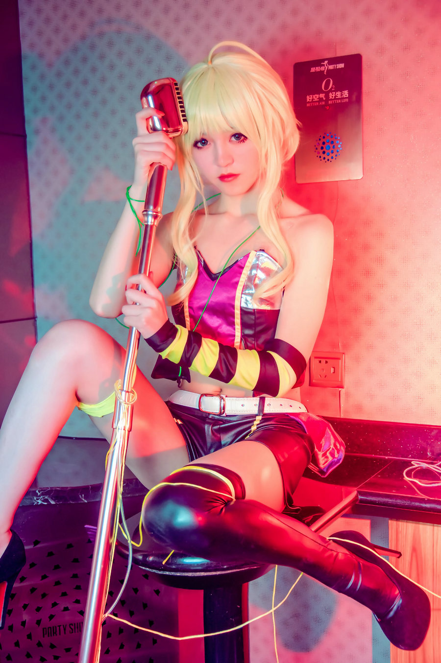 Coser__KETTOE – V家 GUMI / 10P-109MB / cos萌妹-绅士图