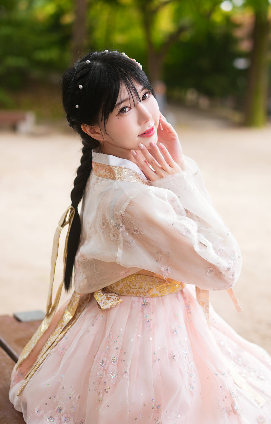 Sally Dorasnow – New Year Hanbok / 20P-302MB / cos萌妹-艺库