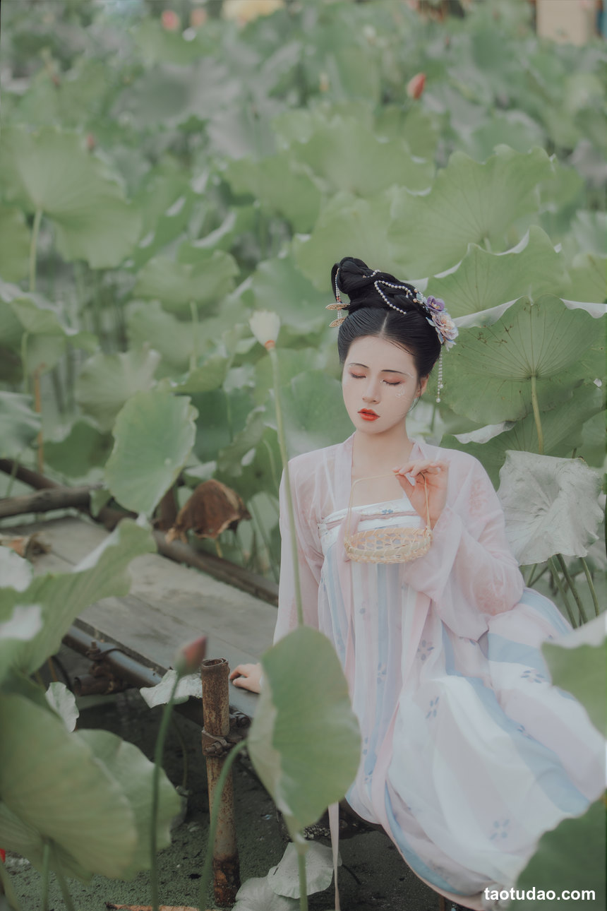图片[2]-[YITUYU艺图语]2022.09.25 如梦令 努力搬砖的双翮[21+1P／377MB]-艺库