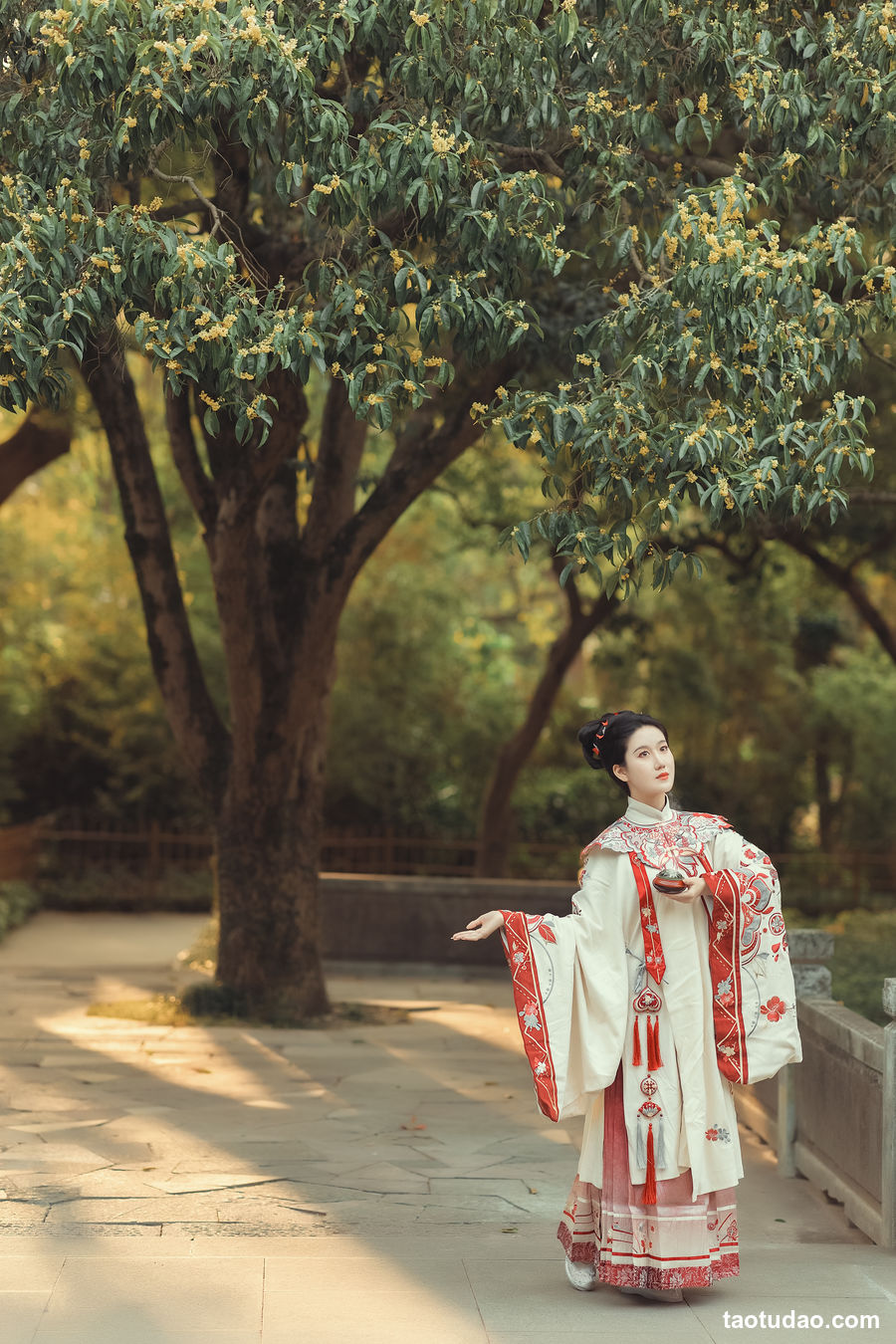 图片[4]-[YITUYU艺图语]2023.01.16 秋游净慈 甘乐喵喵喵[28+1P／298MB]-艺库