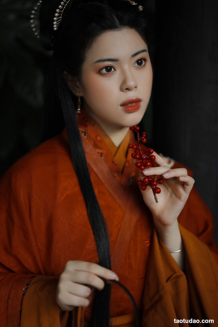 图片[2]-[YITUYU艺图语]2022.08.21 桃李春风一杯酒 一只仟仟[24+1P／253MB]-艺库