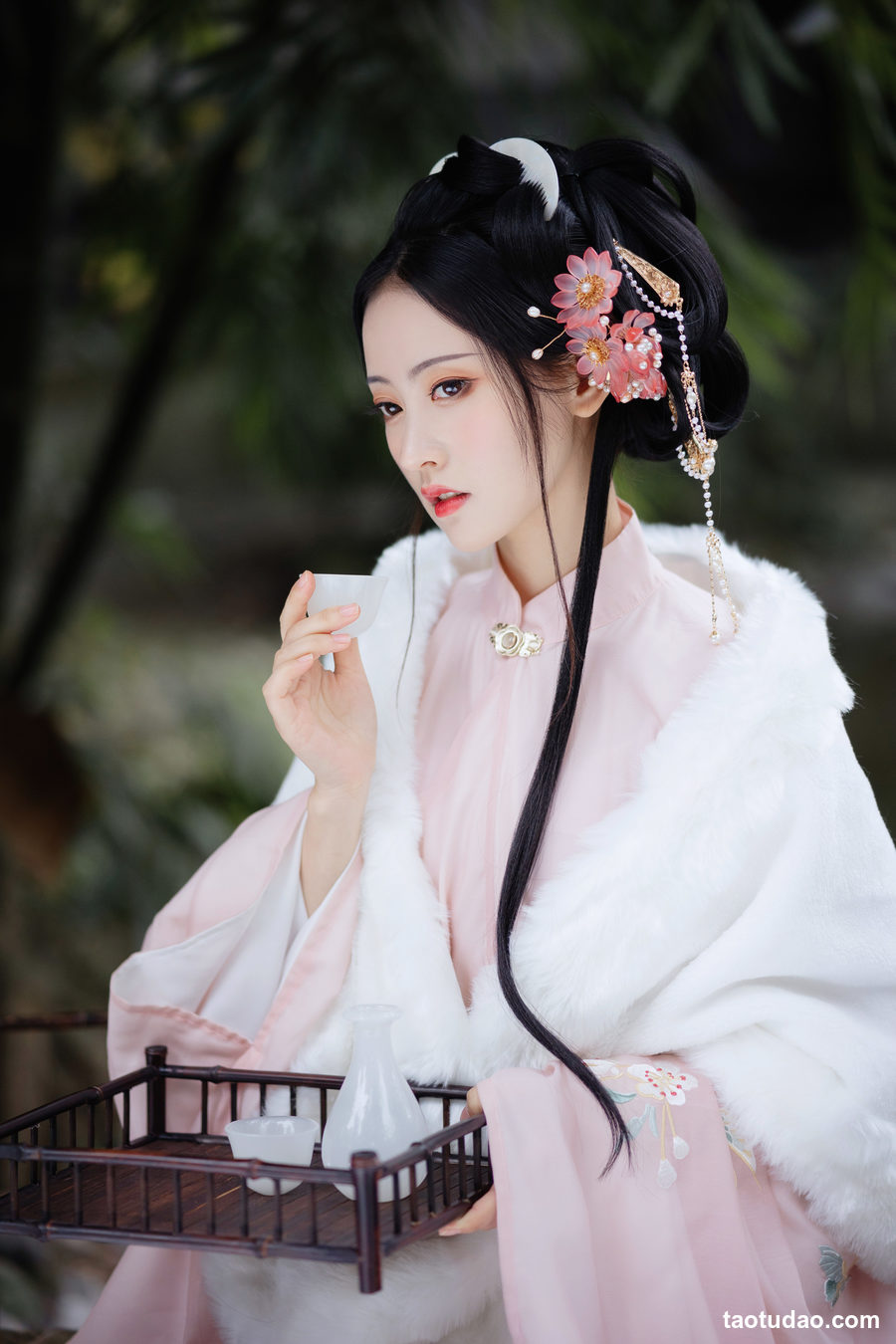 图片[3]-[YITUYU艺图语]2023.04.24 如梦令 -林秋奈[21+1P／70MB]-艺库