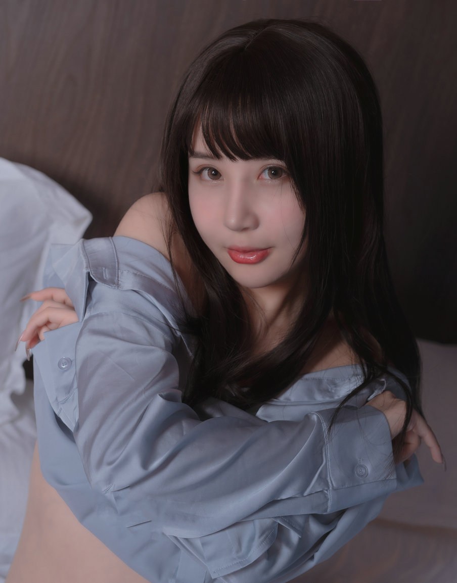 蜜蜜子Kimmie - 家居服 / 35P-256MB / cos萌妹-绅士图