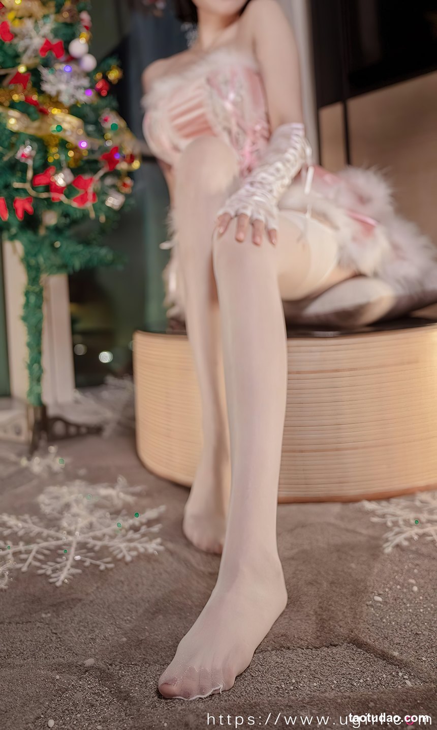图片[4]-[Ugirls尤果网]爱尤物 2022.12.25 No.2482 果儿Victoria 圣诞恋曲 [35P]-艺库