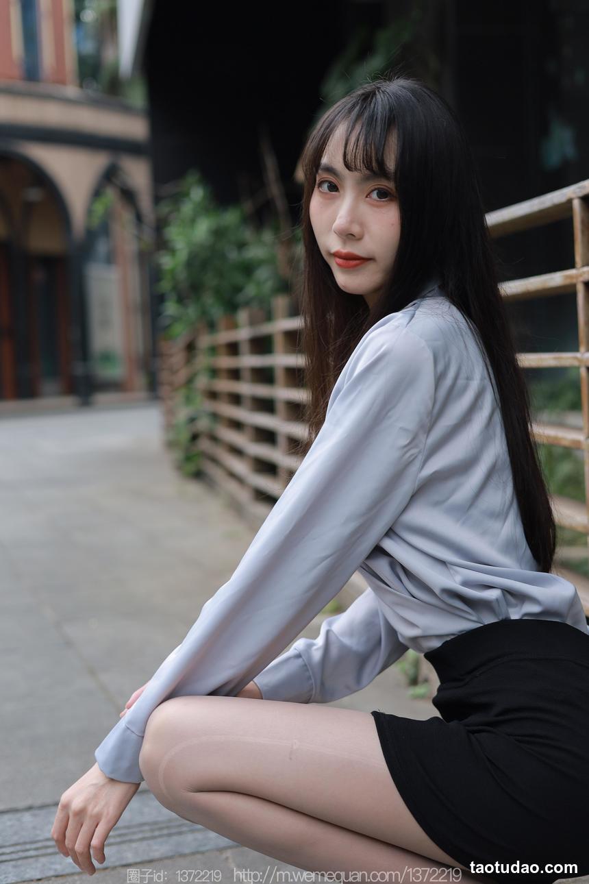 图片[3]-[IESS异思趣向] 2023.03.02 丝享家 1378 团团《楼梯上的美人》[92P-96.7M]-艺库