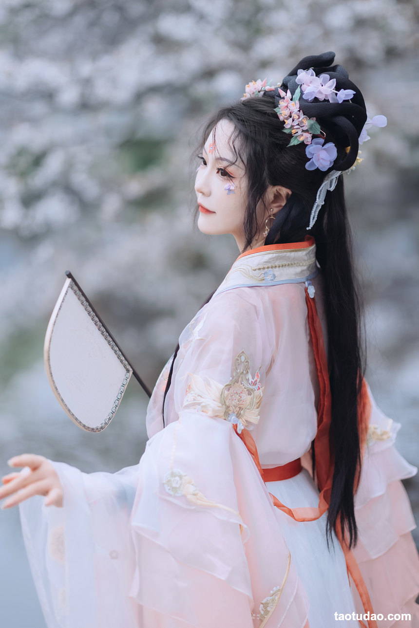 图片[3]-[YITUYU艺图语]2022.06.24 彩色迷宫 兔子Zzz不吃胡萝卜[31+1P／333MB]-艺库