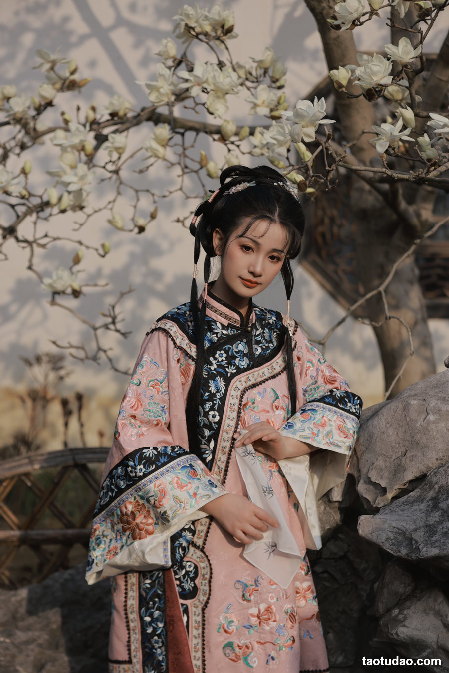 图片[2]-[YITUYU艺图语]2023.03.31 探春 言小七[31+1P／466MB]-艺库