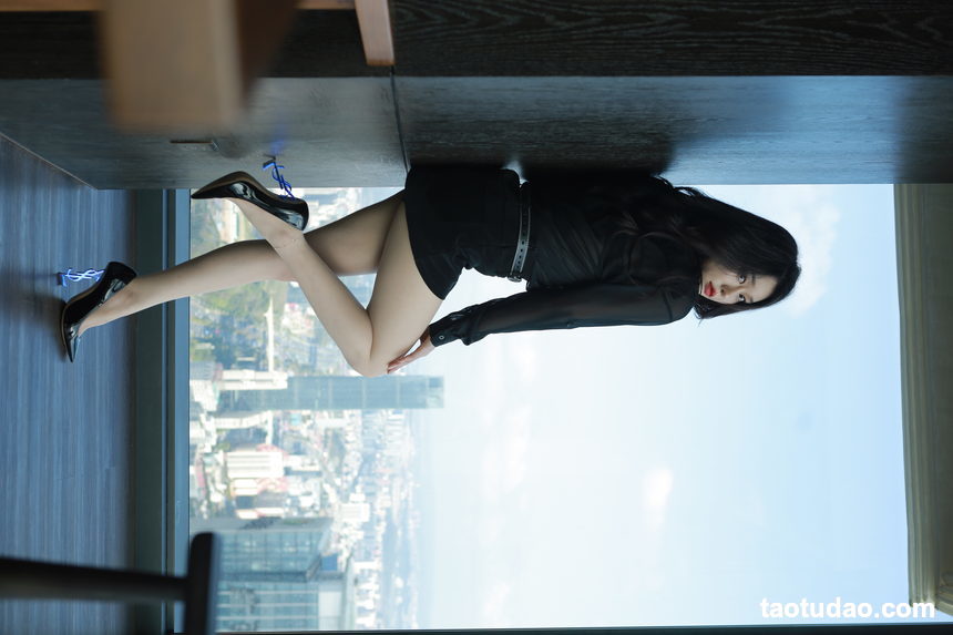 图片[4]-Sia不吃鱼 – 黑色系肉丝OL [97P+1V-740MB]-艺库