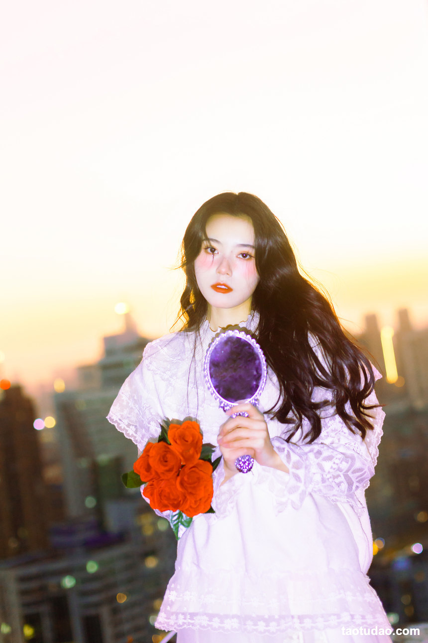 图片[4]-[YITUYU艺图语]2022.08.20 浪漫出逃 静鏡婧[26+1P／233MB]-艺库