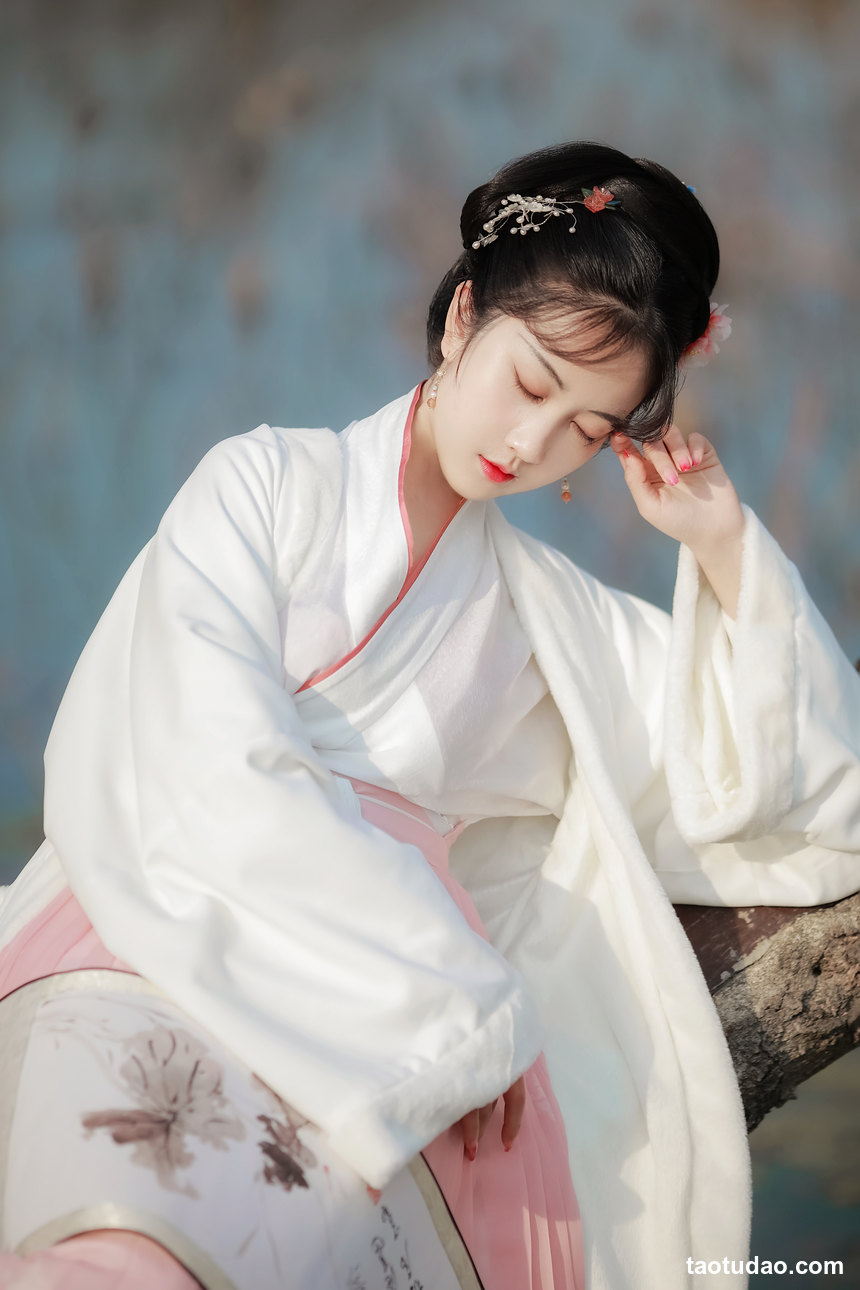 图片[2]-[YITUYU艺图语]2022.05.28 知否 令花羽[21+1P／214MB]-艺库