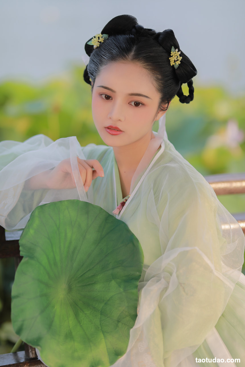 图片[4]-[YITUYU艺图语]2022.08.27 荷趣 溪木若颖[22+1P／110MB]-艺库