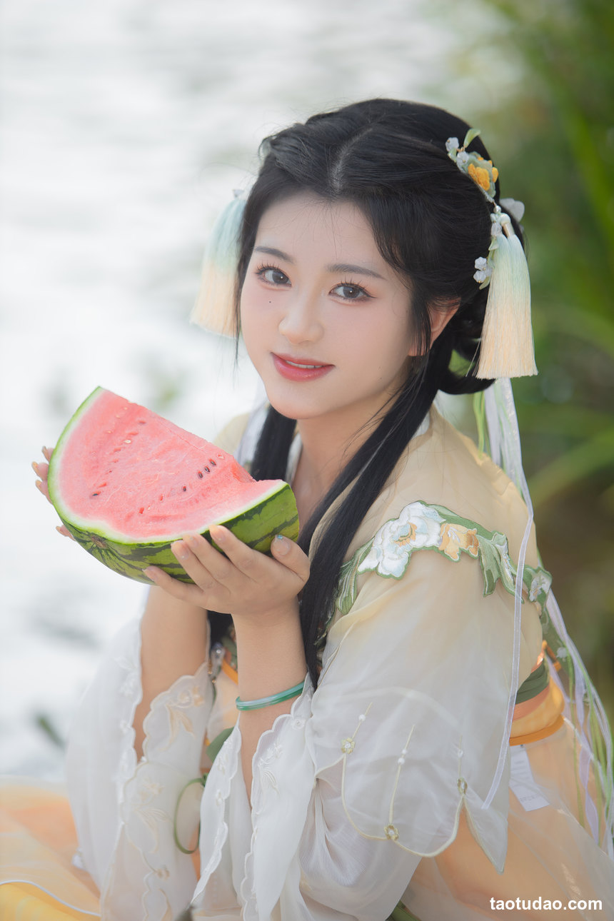 图片[3]-[YITUYU艺图语]2022.10.11 端午 云兮啦[24+1P／344MB]-艺库