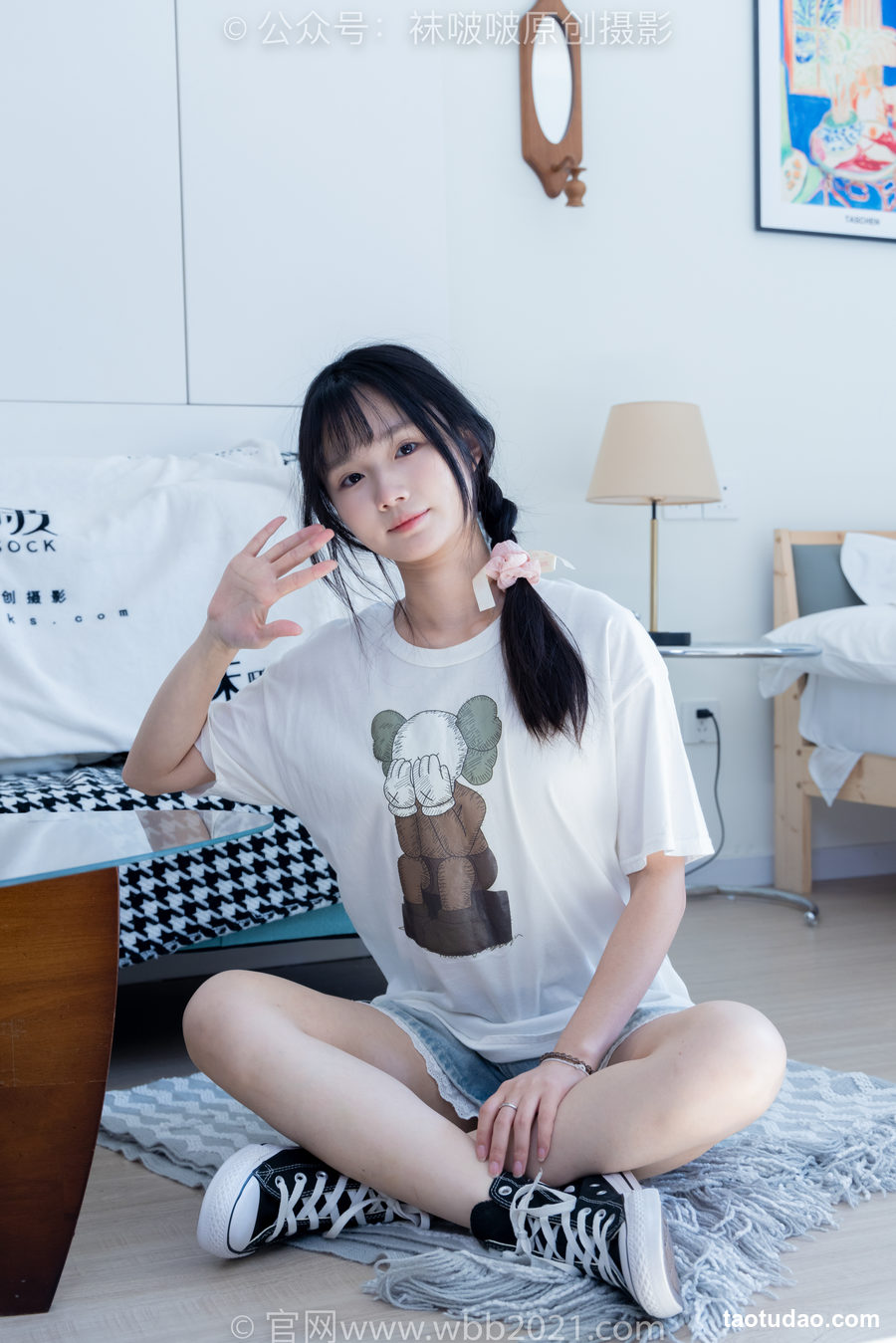 图片[4]-[BoBoSocks袜啵啵]NO.331 甜甜圈-板鞋、白棉袜、裸足[144P+1V／5.74GB]-艺库