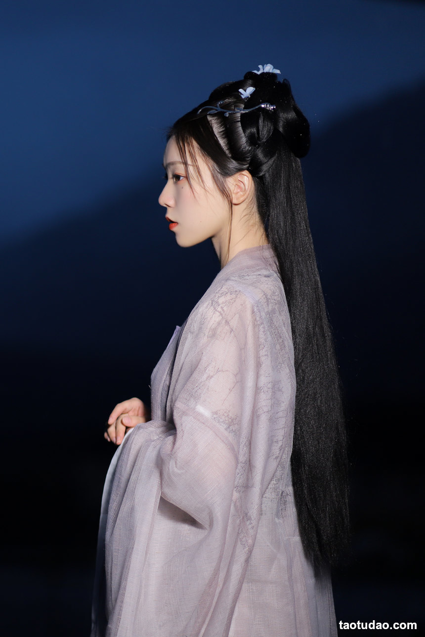 图片[4]-[YITUYU艺图语]2022.02.05 提灯照河山 一方伊人yi[21+1P／239MB]-艺库