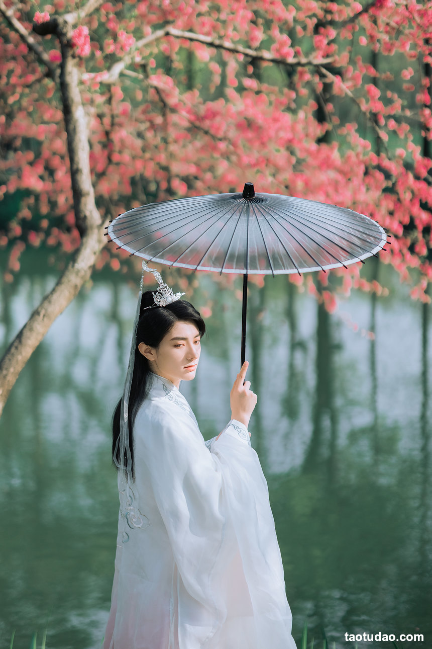 图片[2]-[YITUYU艺图语]2022.06.22 紫色的纱 幽灵胡子[21+1P／288MB]-艺库