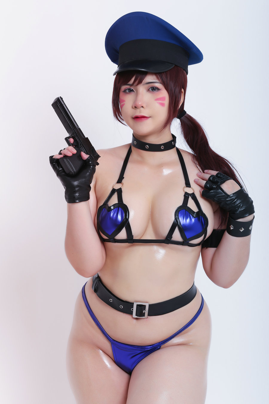 Uy Uy – D.va Cop / 24P28V-1.28GB / cos萌妹-艺库