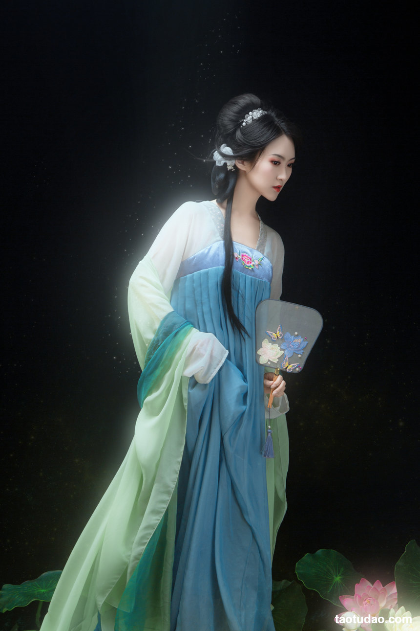 图片[2]-[YITUYU艺图语]2022.06.23 粉色浪漫 凡凡[23+1P／112MB]-艺库