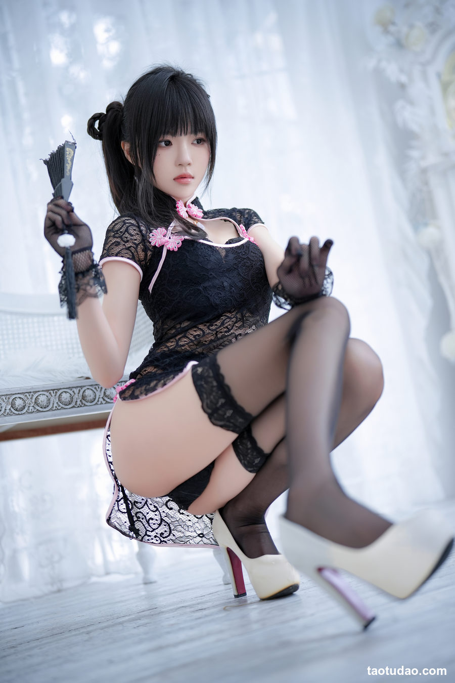 图片[4]-桜桃喵 蕾丝旗袍正片[44P+1V-1.06G]-艺库