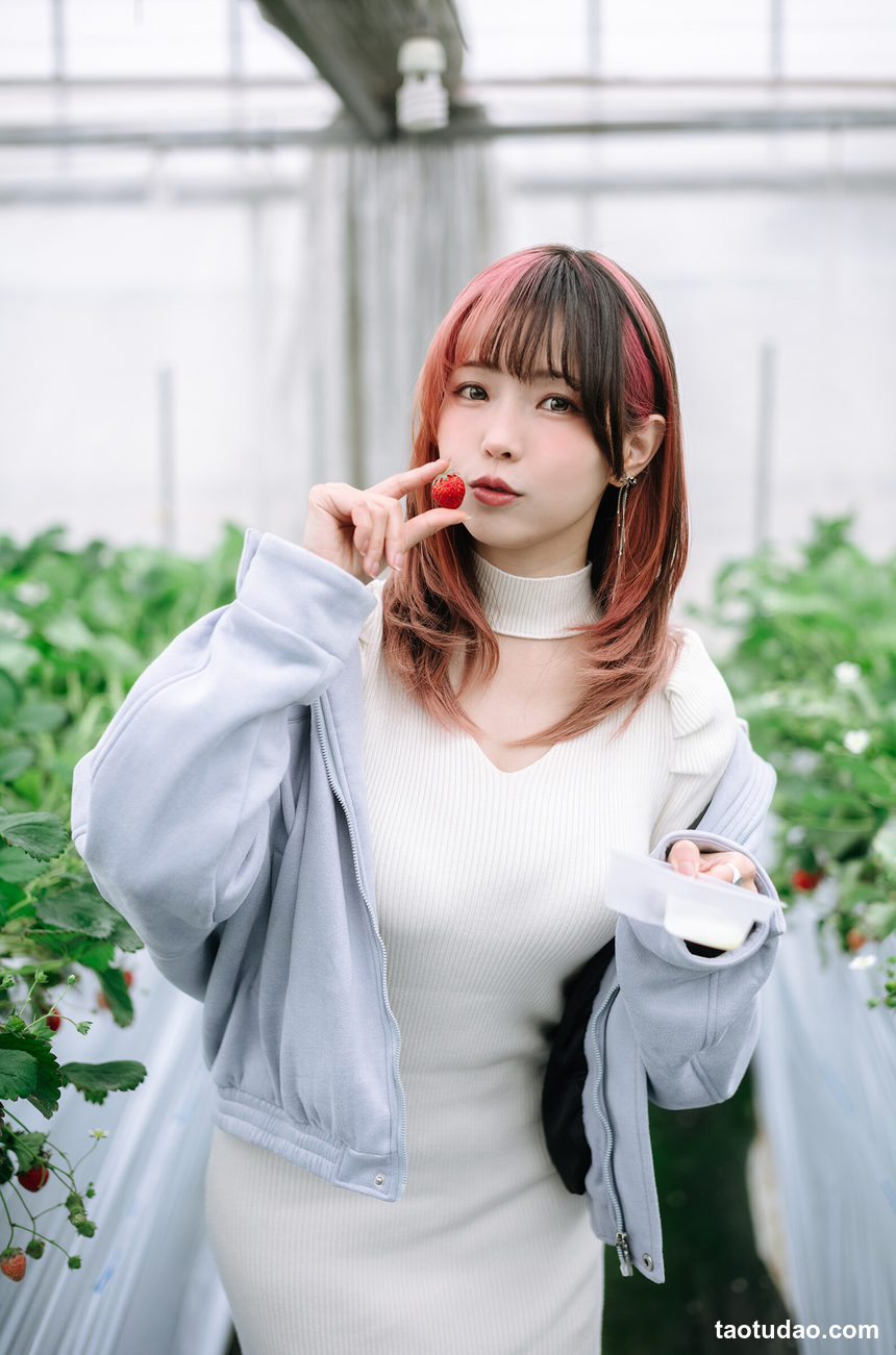 图片[3]-ElyEE子 – Strawberry Picking Date [34P+2V-128MB]-艺库