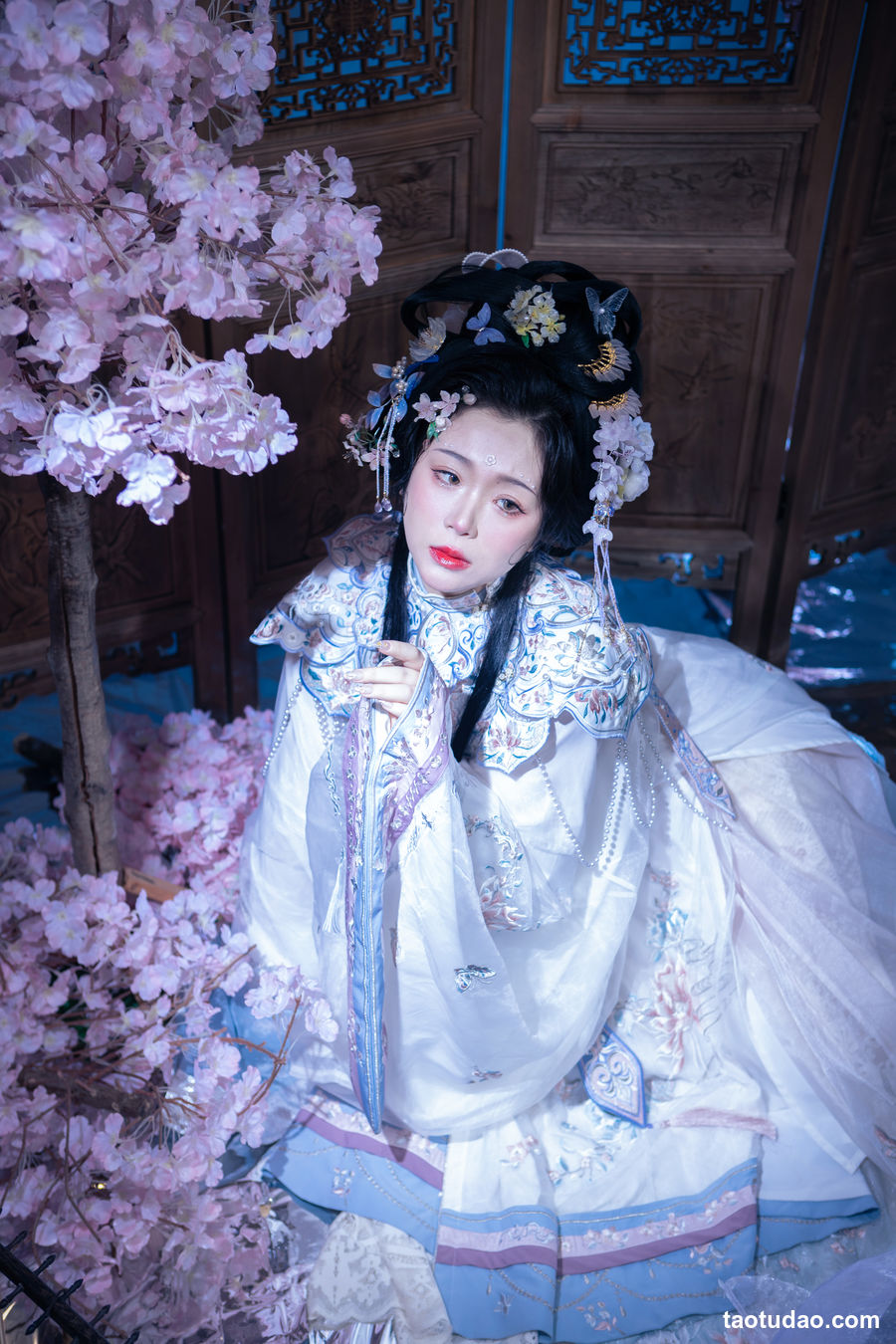 图片[4]-[YITUYU艺图语]2023.02.10 相思 红桑桑_Dream[21+1P／241MB]-艺库