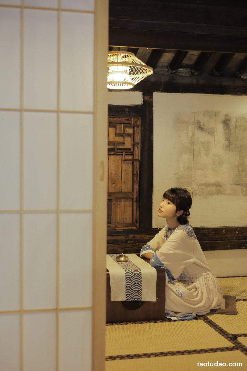 图片[2]-[YITUYU艺图语]2022.07.27 春不晚 蓝胖子-[38+1P／326MB]-艺库