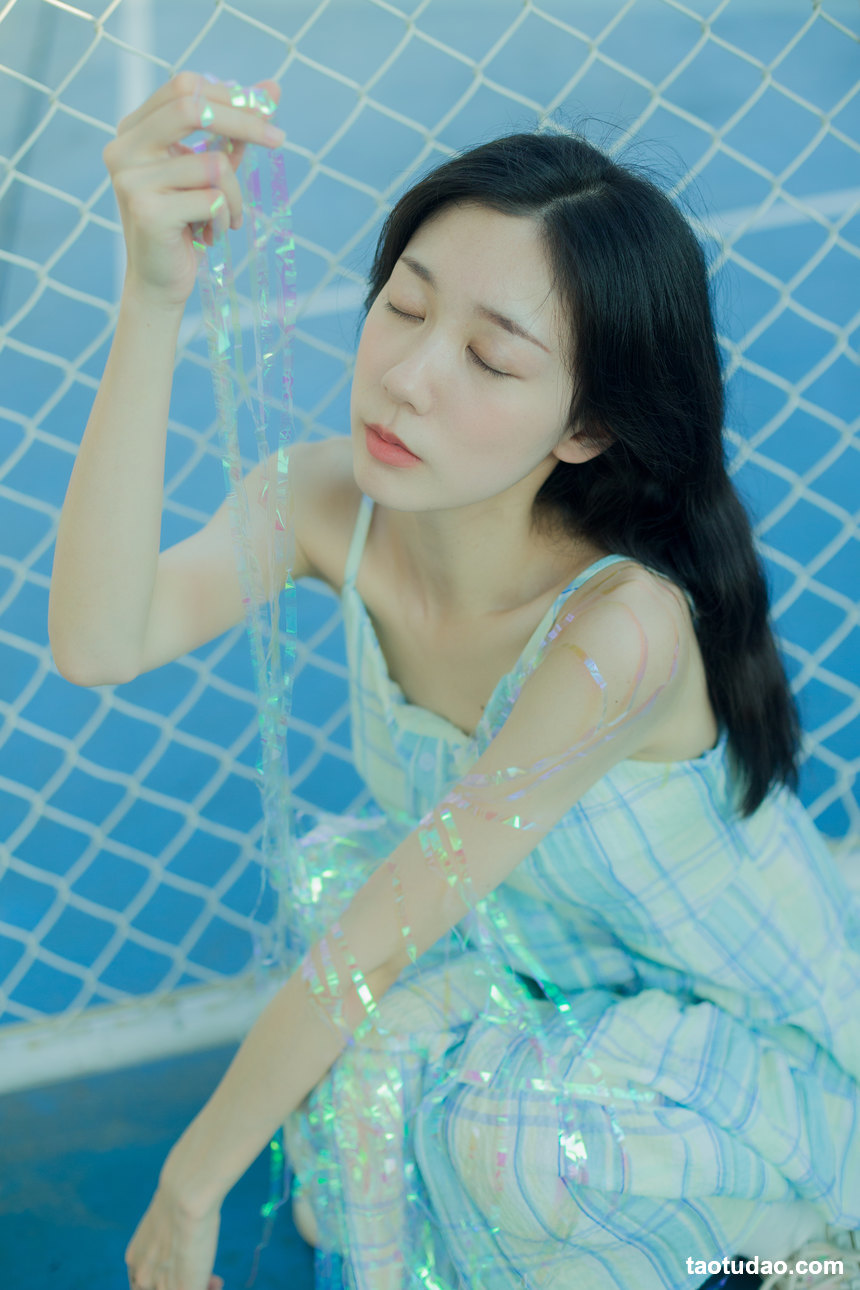 图片[4]-[YITUYU艺图语]2022.08.17 透明 饲猫少女-[35+1P／329MB]-艺库