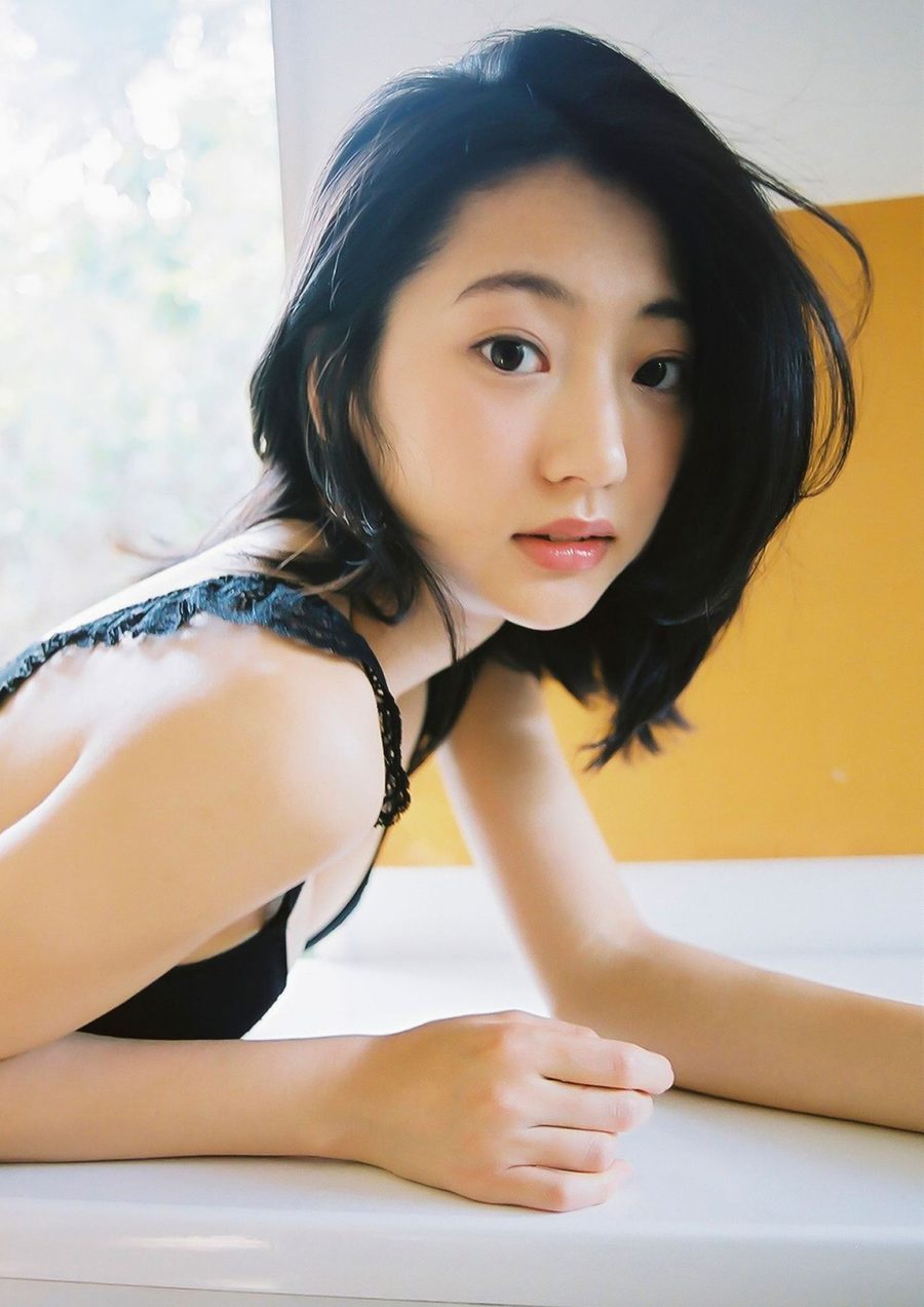 武田玲奈写真集「僕は何度でも君に恋をする。」-艺库