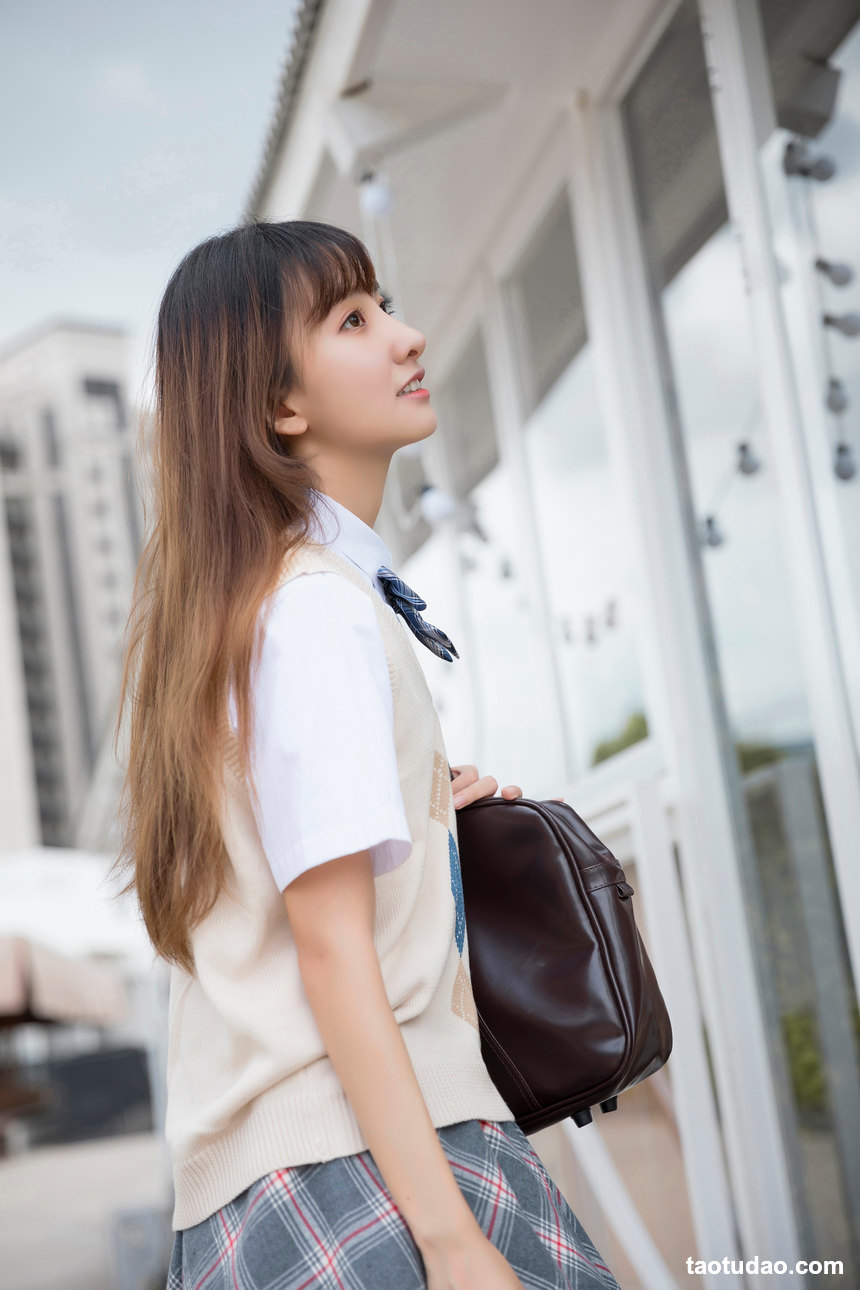 图片[4]-[YITUYU艺图语]2022.06.17 属于JK的夏天 Ria李礼礼[30+1P／480MB]-艺库