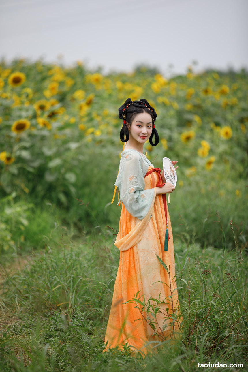图片[2]-[YITUYU艺图语]2022.07.26 向日葵 凌子兮[21+1P／320MB]-艺库