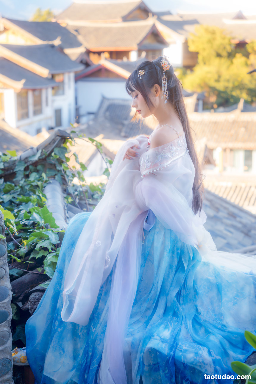 图片[4]-[YITUYU艺图语]2022.05.14 丽江屋顶 兔子Zzz不吃胡萝卜[22+1P／169MB]-艺库