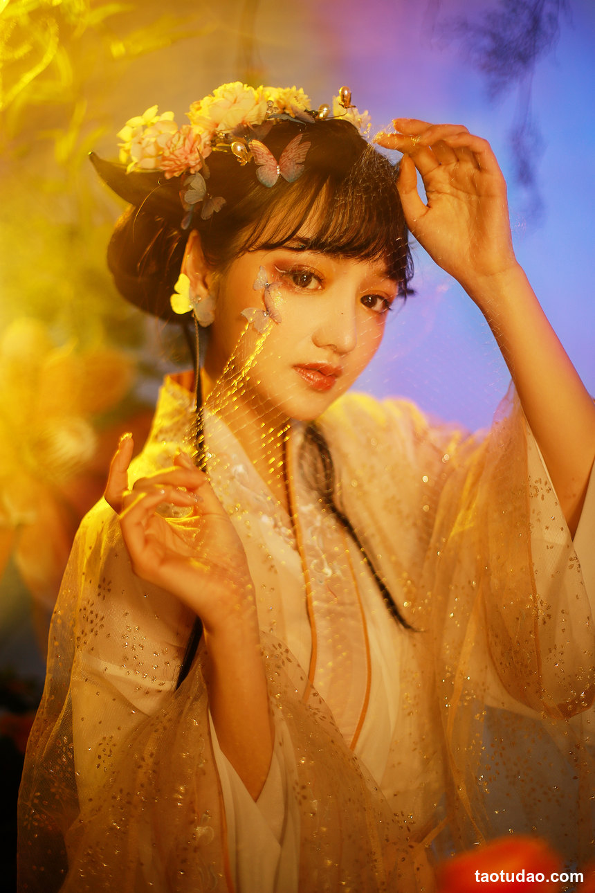 图片[2]-[YITUYU艺图语]2022.12.15 化蝶 猫猫猫阿姨呀[23+1P／174MB]-艺库