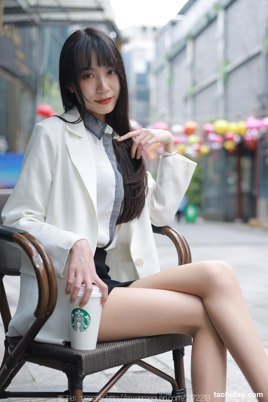 图片[4]-[IESS异思趣向] 2023.02.18 丝享家 1365 团团《街拍OL美女》[89P-95.2M]-艺库