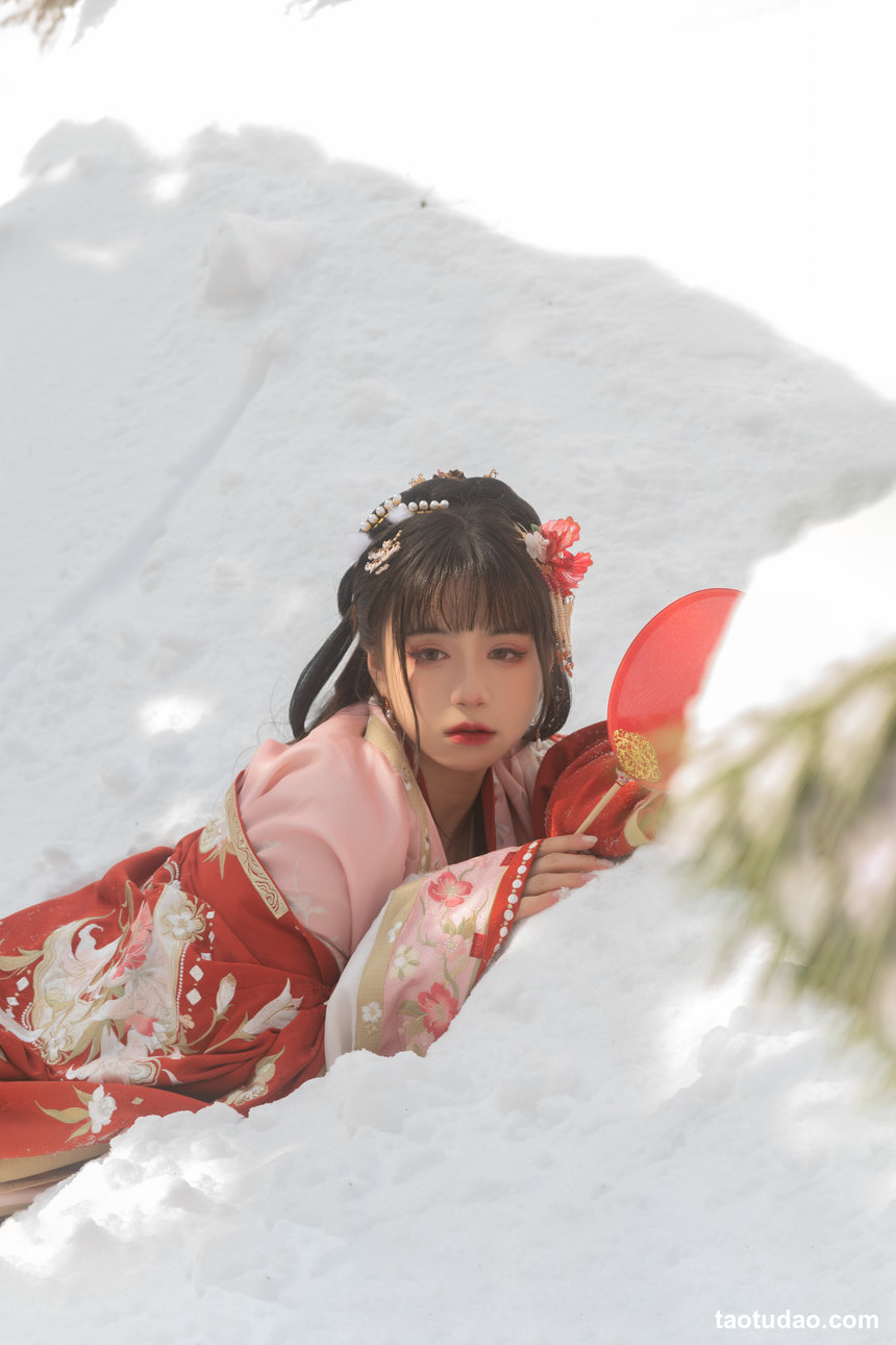 图片[2]-[YITUYU艺图语]2022.06.07 踏雪 贰加六[25+1P／239MB]-艺库