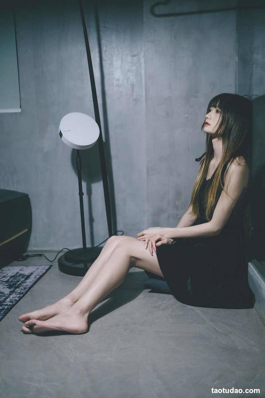 图片[2]-[YITUYU艺图语]2022.06.23 芰荷香 妮妮[21+1P／185MB]-艺库