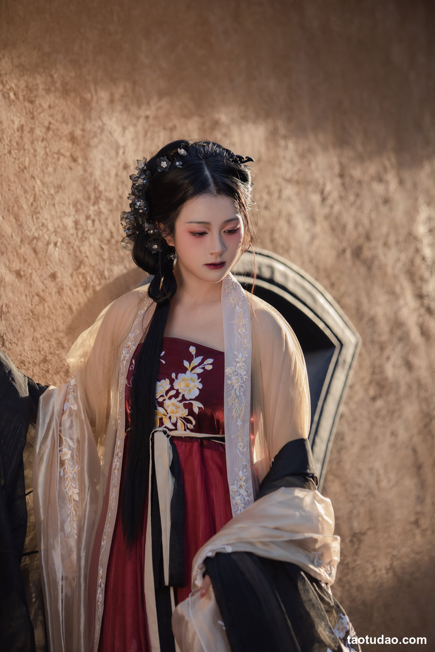 图片[3]-[YITUYU艺图语]2022.09.27 秋宫词 云兮啦[19+1P／291MB]-艺库