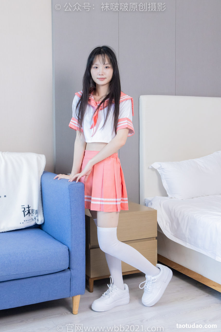 图片[4]-[BoBoSocks袜啵啵]NO.429 甜甜圈-板鞋、白棉袜、过膝白棉袜[159P+1V／7.22GB]-艺库